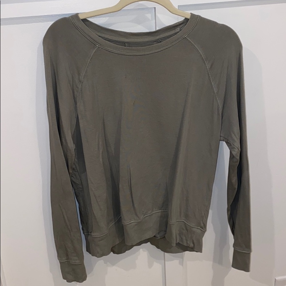 Athleta top